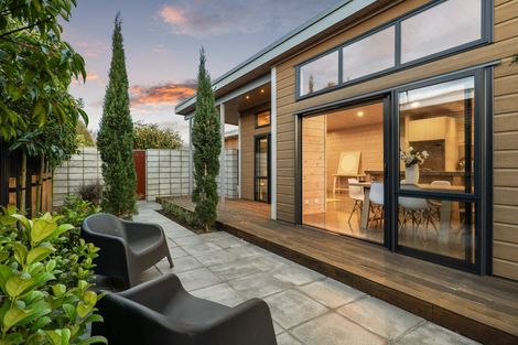 Photo of property in 7 Yardley Street, Avonhead, Christchurch, 8042
