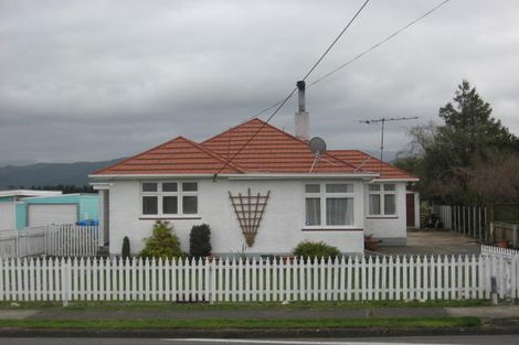 Photo of property in 382 High Street South, Carterton, 5713