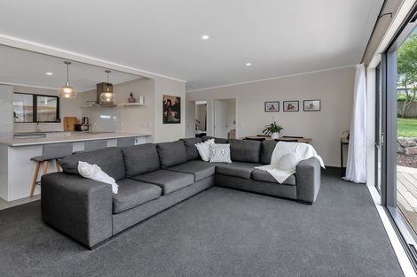 Photo of property in 53 Pebble Beach Boulevard, Te Kamo, Whangarei, 0112