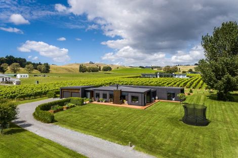 Photo of property in 17 Tirohanga Road, Haumoana, Hastings, 4180