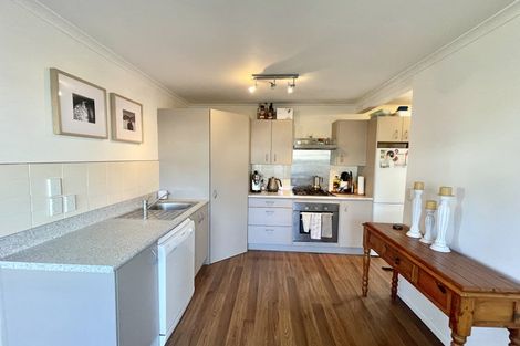 Photo of property in 5/19a Birdwood Road, Waterloo, Lower Hutt, 5011