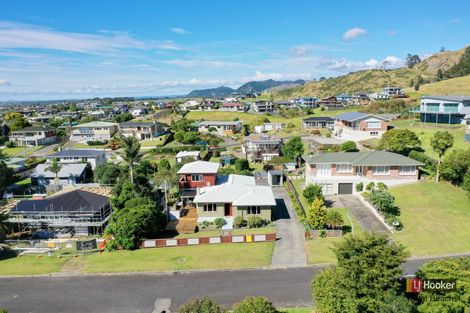 Photo of property in 53 Ocean View Road, Waihi Beach, 3611