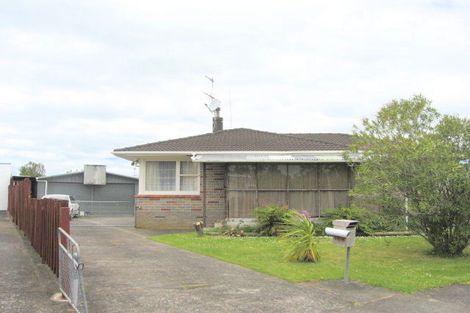 Photo of property in 24 Royal Arch Place, Rosehill, Papakura, 2113