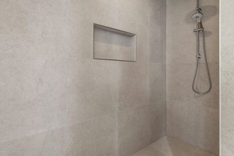 Photo of property in 98 Willowview Drive, Redwood, Christchurch, 8051