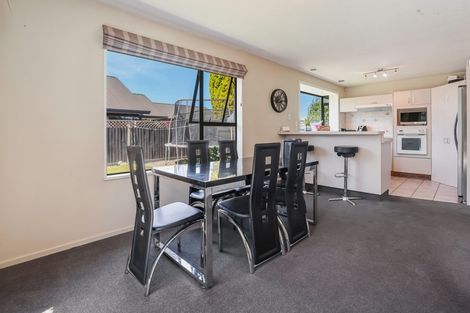 Photo of property in 34 Lowry Avenue, Redwood, Christchurch, 8051