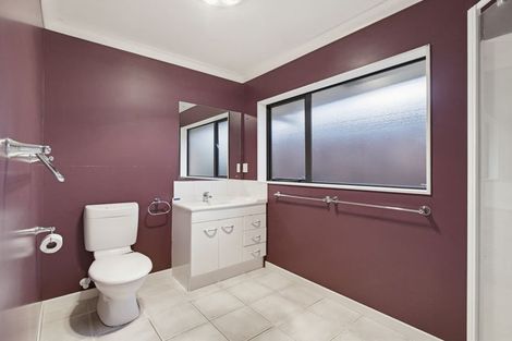 Photo of property in 66 Royal Oak Drive, Kelvin Grove, Palmerston North, 4414