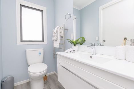 Photo of property in 6 Rimutaka Street, Trentham, Upper Hutt, 5018