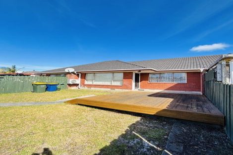 Photo of property in 60 Strid Road, Te Atatu South, Auckland, 0610