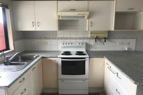 Photo of property in 38 Alabaster Drive, Papatoetoe, Auckland, 2025