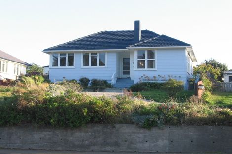 Photo of property in 136 Main Road, Titahi Bay, Porirua, 5022