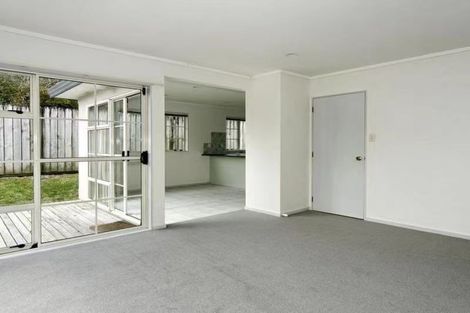 Photo of property in 2/9 Beagle Avenue, Mount Albert, Auckland, 1025