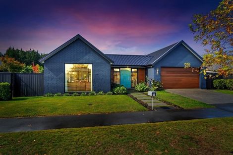 Photo of property in 39 Dunlops Crescent, Bottle Lake, Christchurch, 8083