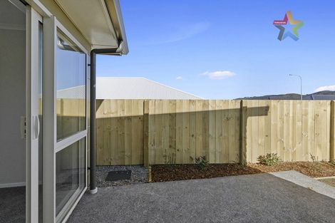 Photo of property in 6 Kairaumati Crescent, Kelson, Lower Hutt, 5010