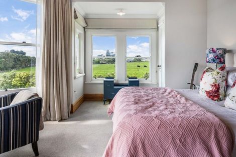 Photo of property in 111 Wharf Road, Clarks Beach, Pukekohe, 2679