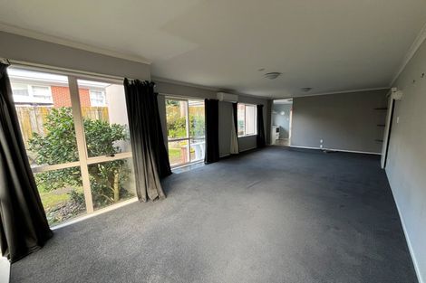 Photo of property in 2/28 Third Avenue, Tauranga, 3110