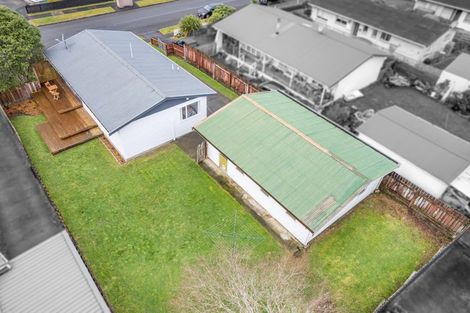 Photo of property in 37 Tacoma Drive, Totara Park, Upper Hutt, 5018