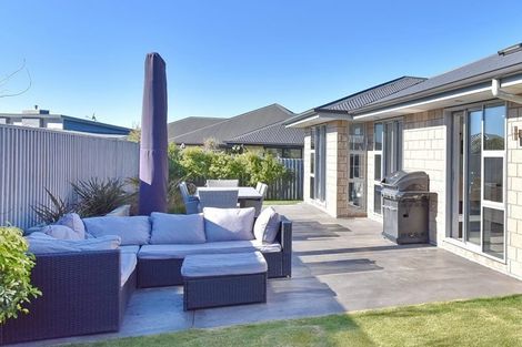 Photo of property in 7 Torrey Pines, Waimairi Beach, Christchurch, 8083