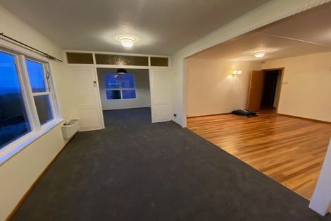 Photo of property in 121 Breaker Bay Road, Breaker Bay, Wellington, 6022