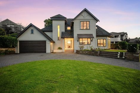 Photo of property in 3 Onemana Way, Te Atatu Peninsula, Auckland, 0610