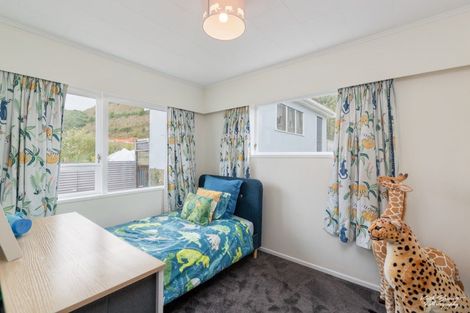 Photo of property in 19 Otira Grove, Kelson, Lower Hutt, 5010