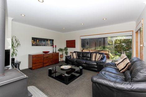 Photo of property in 157c Heta Road, Highlands Park, New Plymouth, 4312