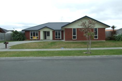 Photo of property in 5 Boston Parade, Kelvin Grove, Palmerston North, 4414