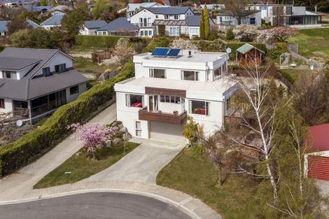 Photo of property in 11 Scaife Place, Wanaka, 9305