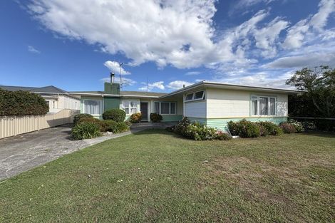 Photo of property in 7 Bowling Road, Greenmeadows, Napier, 4112