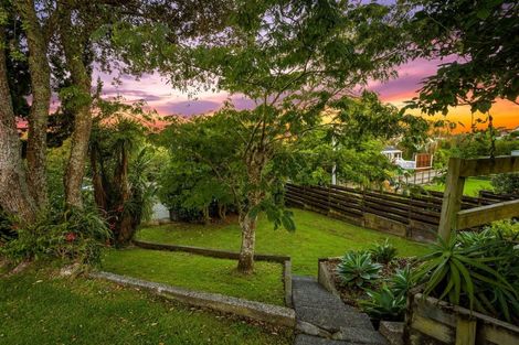 Photo of property in 19 Mcclintock Road, Massey, Auckland, 0614