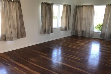 Photo of property in 2 Belgrave Place, Papakura, 2110