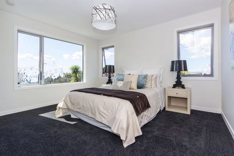 Photo of property in 13 Merchant Avenue, Te Atatu South, Auckland, 0610
