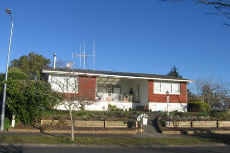 Photo of property in 2 Lamont Street, Chartwell, Hamilton, 3210