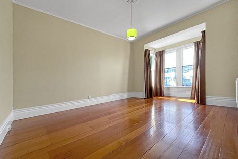 Photo of property in 128 Derwent Street, Island Bay, Wellington, 6023