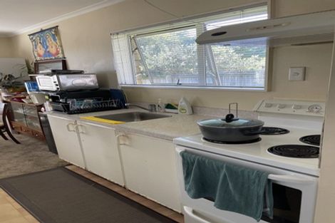 Photo of property in 83 Lynwood Road, New Lynn, Auckland, 0600