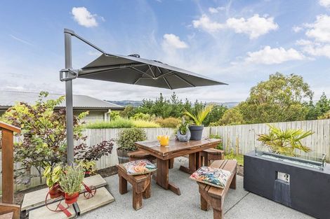 Photo of property in 152 Endeavour Drive, Whitby, Porirua, 5024