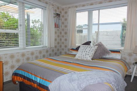 Photo of property in 45 Nash Parade, Foxton Beach, Foxton, 4815