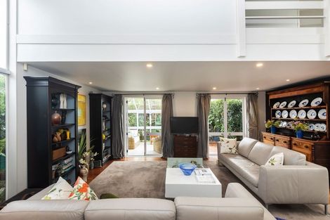 Photo of property in 74 Office Road, Merivale, Christchurch, 8014