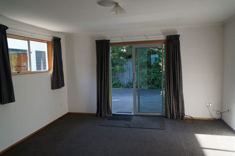 Photo of property in 2/32 Landsdowne Terrace, Cashmere, Christchurch, 8022