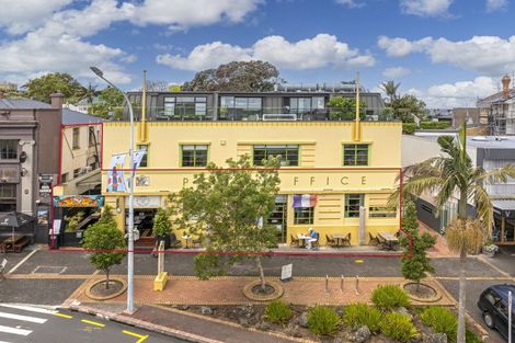 Photo of property in 10b Victoria Road, Devonport, Auckland, 0624