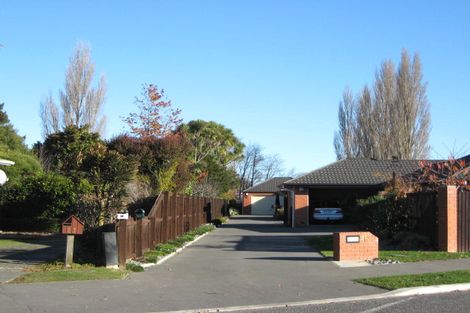 Photo of property in 50 Winters Road, Redwood, Christchurch, 8051
