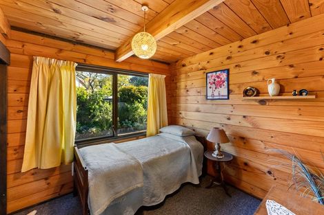 Photo of property in 5 Kaitake Place, Oakura, 4314