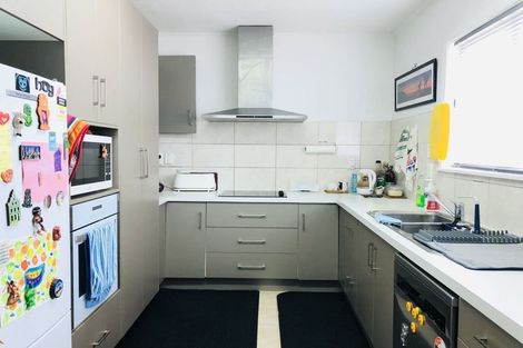 Photo of property in 119 Te Atatu Road, Te Atatu South, Auckland, 0610