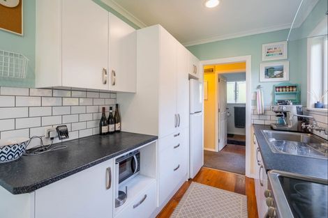 Photo of property in 66 Matai Road, Raumati South, Paraparaumu, 5032