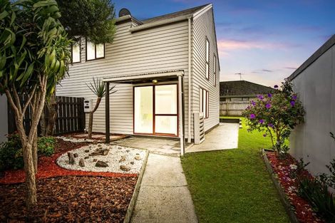 Photo of property in 1/21 Solveig Place, Randwick Park, Auckland, 2105