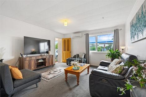 Photo of property in 1/131 Swanson Road, Henderson, Auckland, 0610