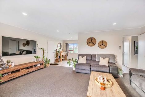 Photo of property in 43a Tait Drive, Greenmeadows, Napier, 4112