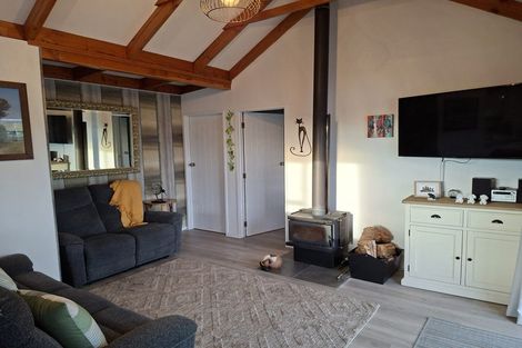 Photo of property in 5 Hillview Place, Pleasant Point, 7903