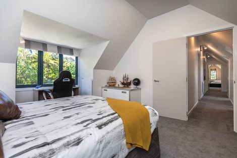 Photo of property in 17a Simla Crescent, Khandallah, Wellington, 6035