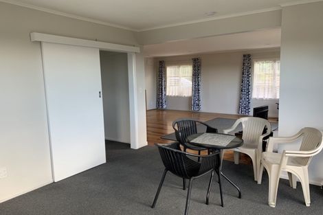 Photo of property in 8 Elliston Crescent, Stanmore Bay, Whangaparaoa, 0932