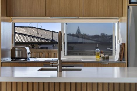 Photo of property in 186a Nile Road, Forrest Hill, Auckland, 0620